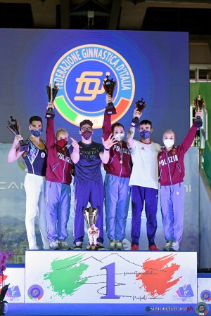 podio foto simone ferraro sfa 9227 copia